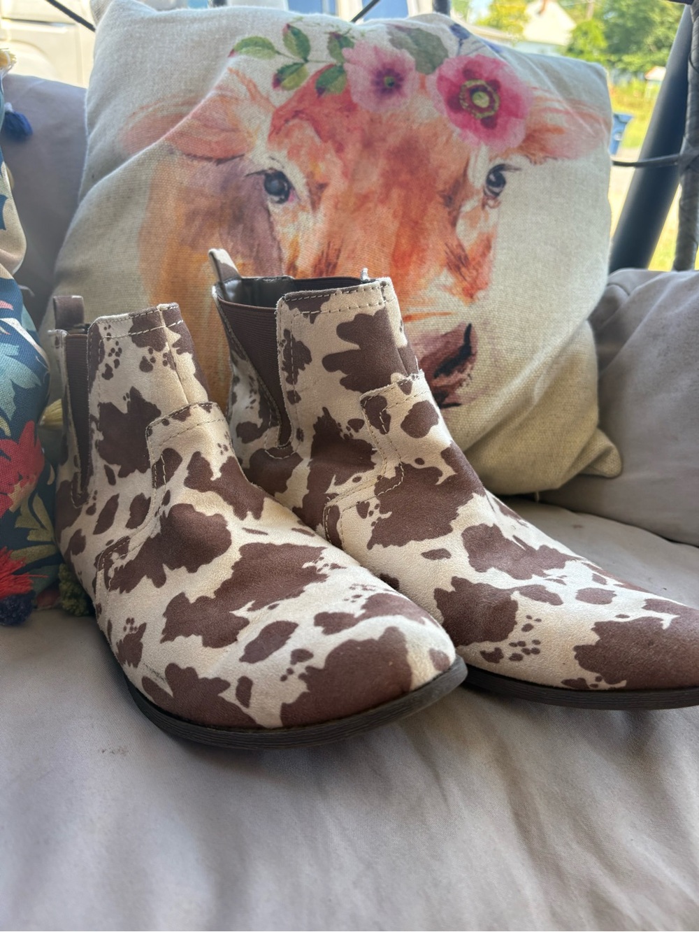 Arizona Jean Company Brown and Cream Cowhide Print Ankle Boots